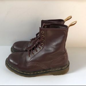 DOC MARTENS BURGUNDY BOOTS